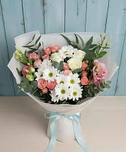 Букет цветов из:  Розы, Лизиантусы и Хризантемы в Холмской