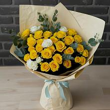 Букет цветов из:  Розы в Холмской