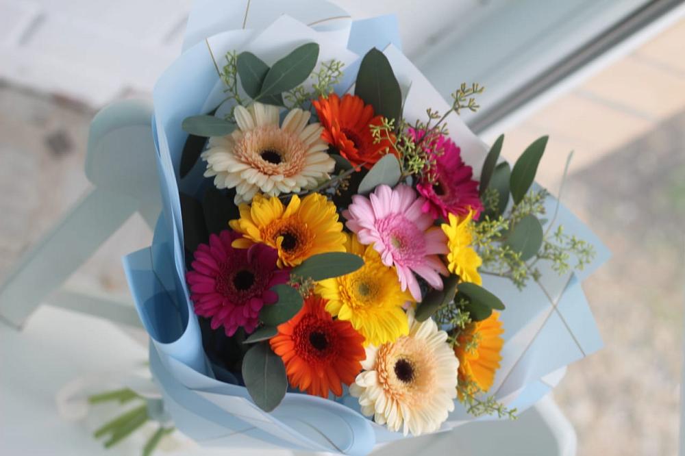 Букет цветов из: Герберы в Холмской