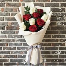 Букет цветов из:  Розы в Холмской