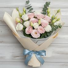 Букет цветов из:  Лизиантусы #REPLACE_PRED# Холмской