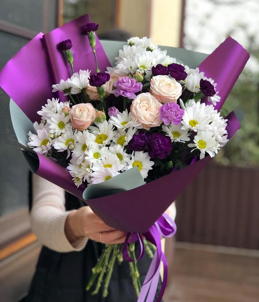 Букет цветов из: Хризантемы, Гвоздики и Розы в Холмской