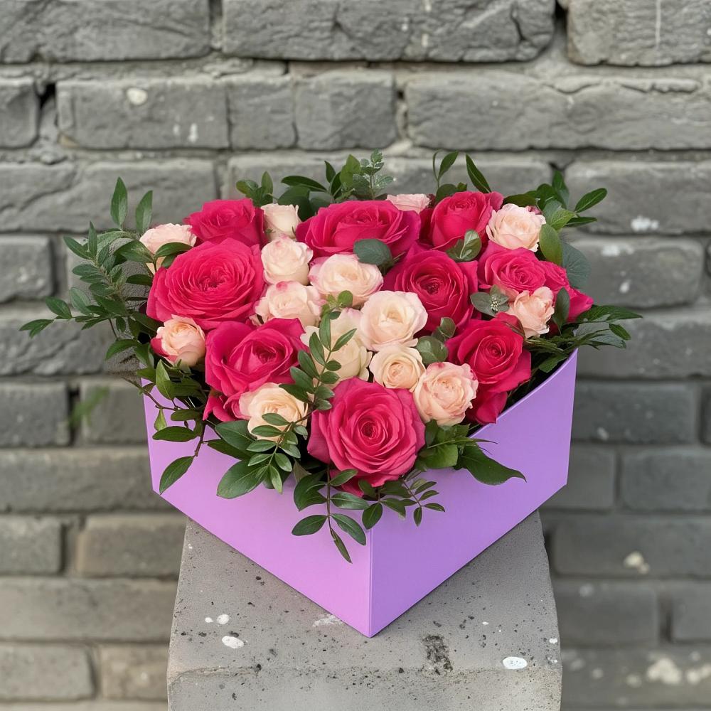 Цветочная композиция из Розы в коробке в Холмской