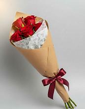 Букет цветов из:  Розы в Холмской