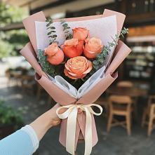 Букет цветов из:  Розы в Холмской