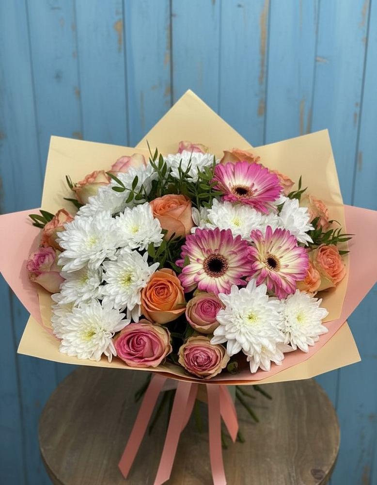 Букет цветов из: Розы, Герберы и Хризантемы в Холмской