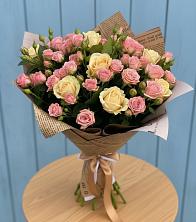 Букет цветов из:  Розы в Холмской