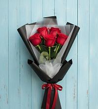 Букет цветов из:  Розы в Холмской