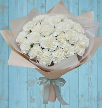 Букет цветов из:  Гвоздики в Холмской