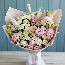 Букет цветов из:  Альстромерии и Розы в Холмской